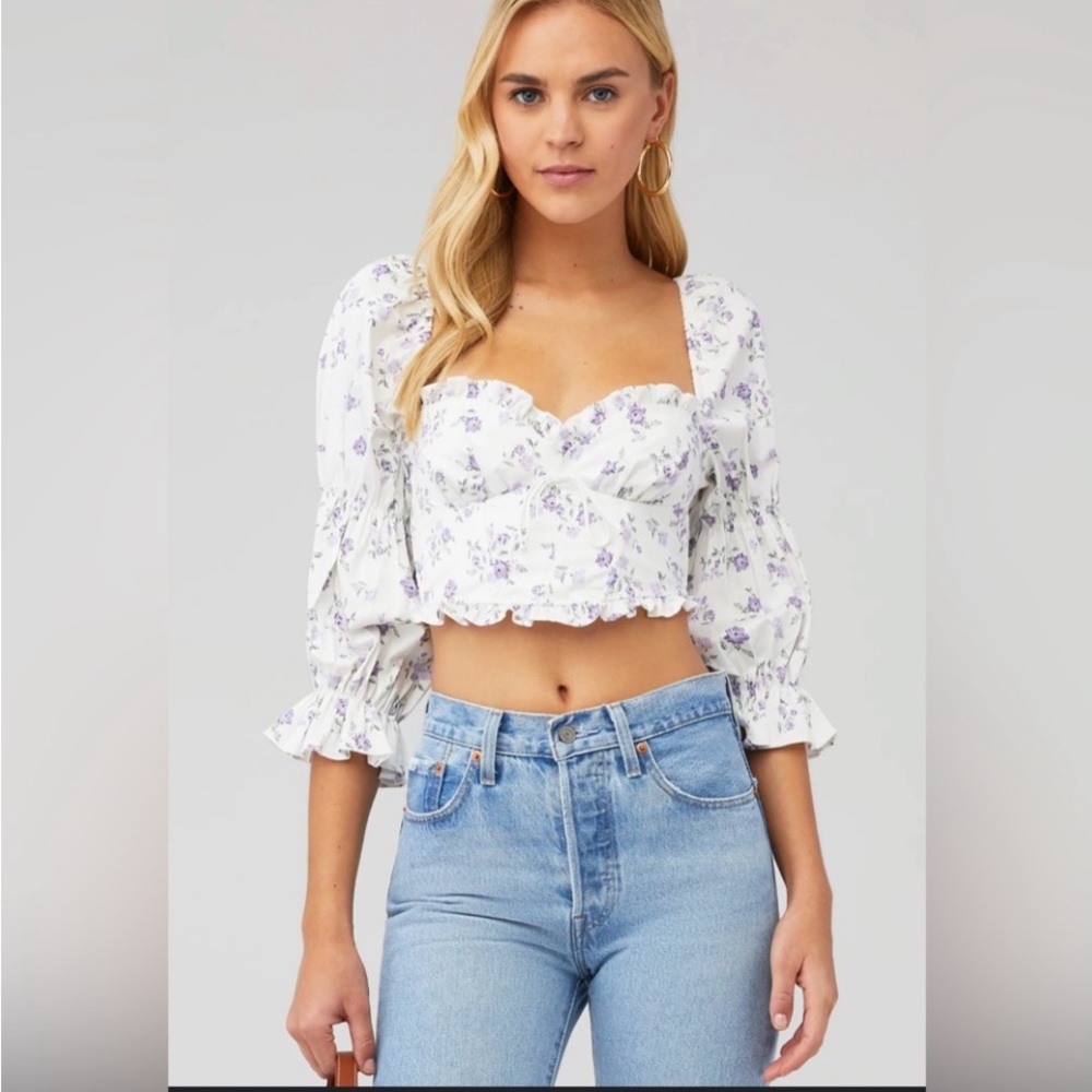 For Love and Lemons. Like new
Floral Top. Size L